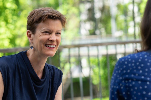 Vom Klimaschutz zur klimaresilienten Planung: Veronika Sutter über Amstein + Walthert und nachhaltiges Bauen